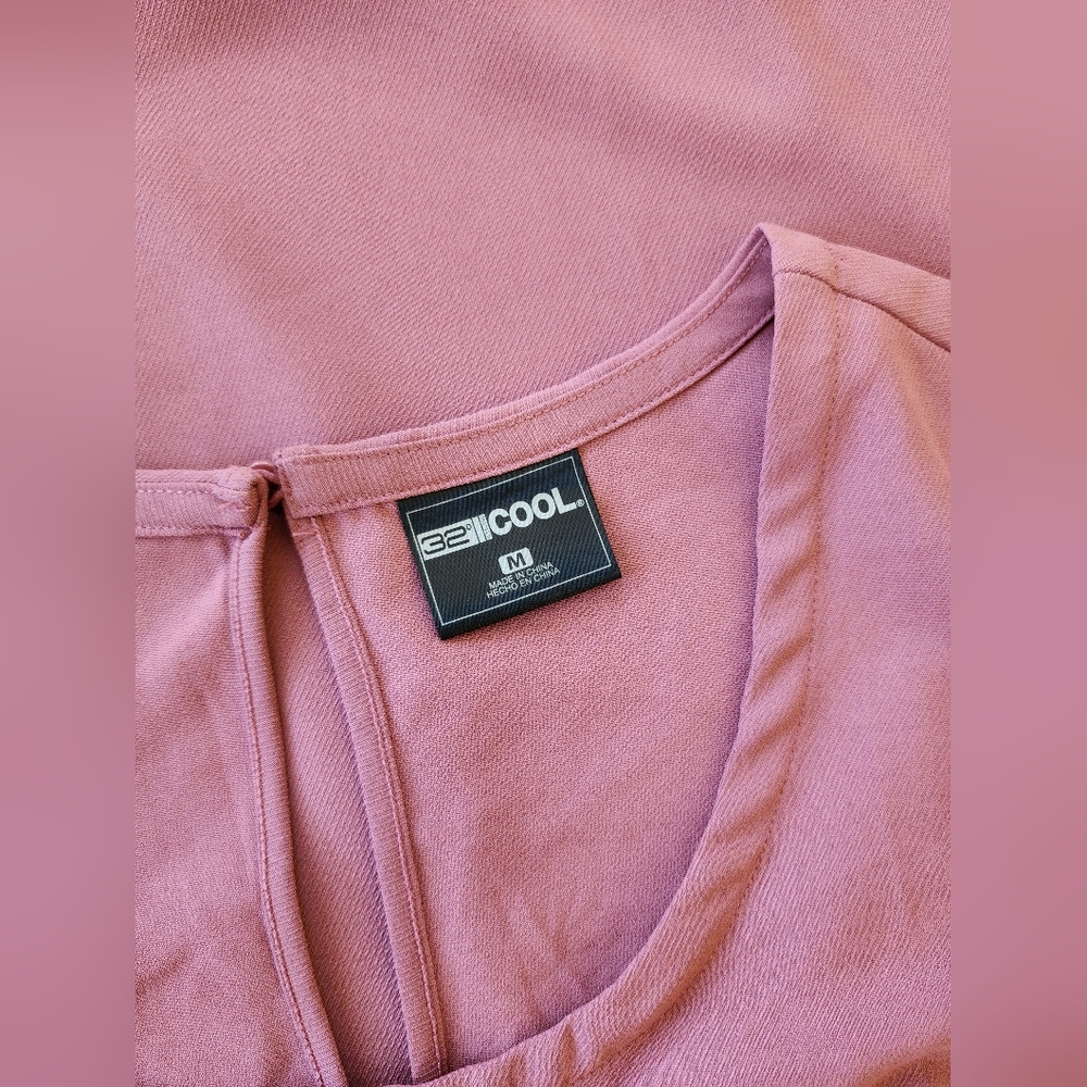 NWT 32° Cool Women's Dress in Decco Rose Size M - Picture 3 of 5